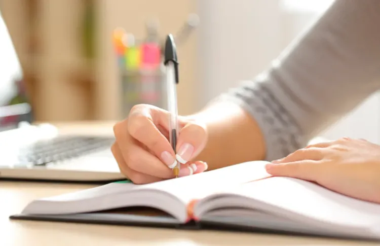 Is 2 weeks enough to write an essay?