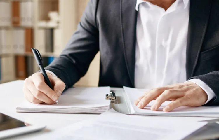 What should I avoid in an essay introduction?